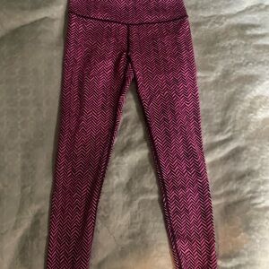 Victoria Secret pink/black leggings